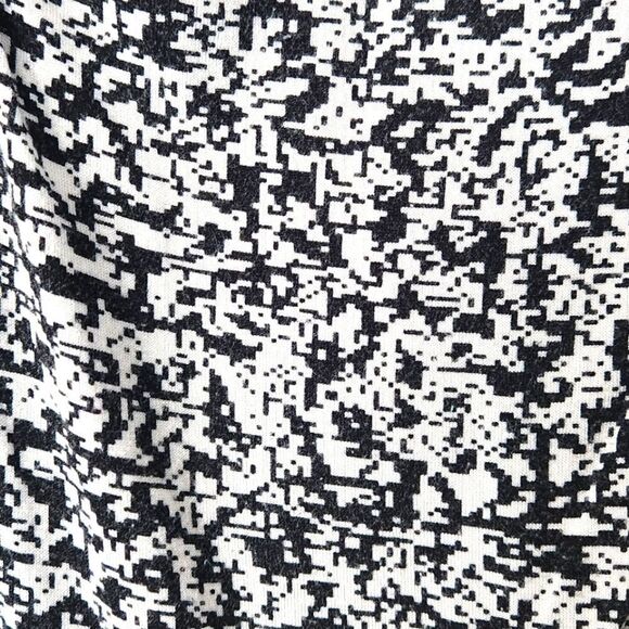 Black&White Pixelated design Top Size MM Zip front Business casual lightweight - Picture 3 of 6